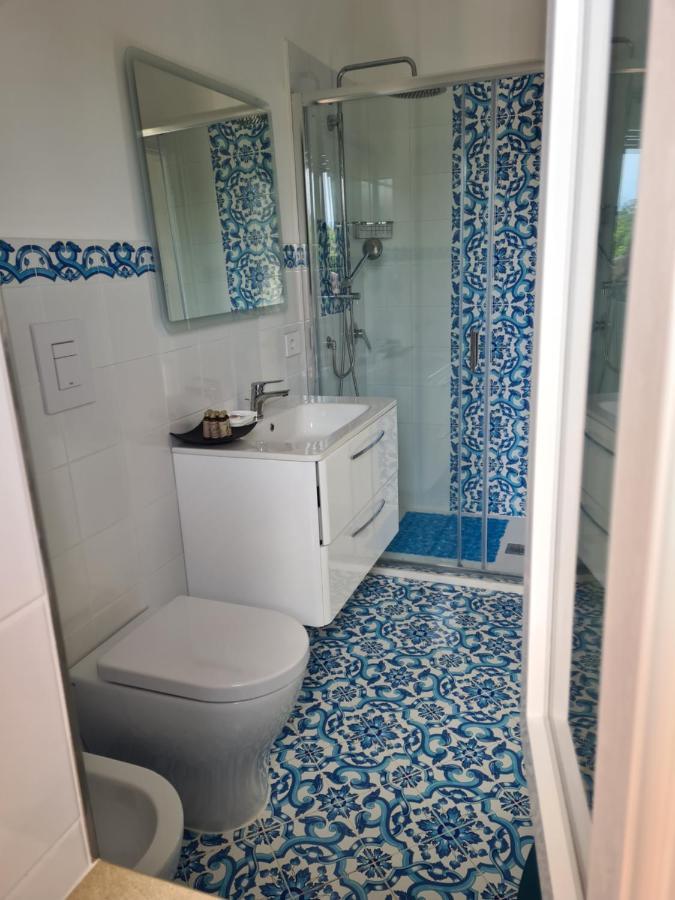 Esposito Guest House Procida Exterior foto